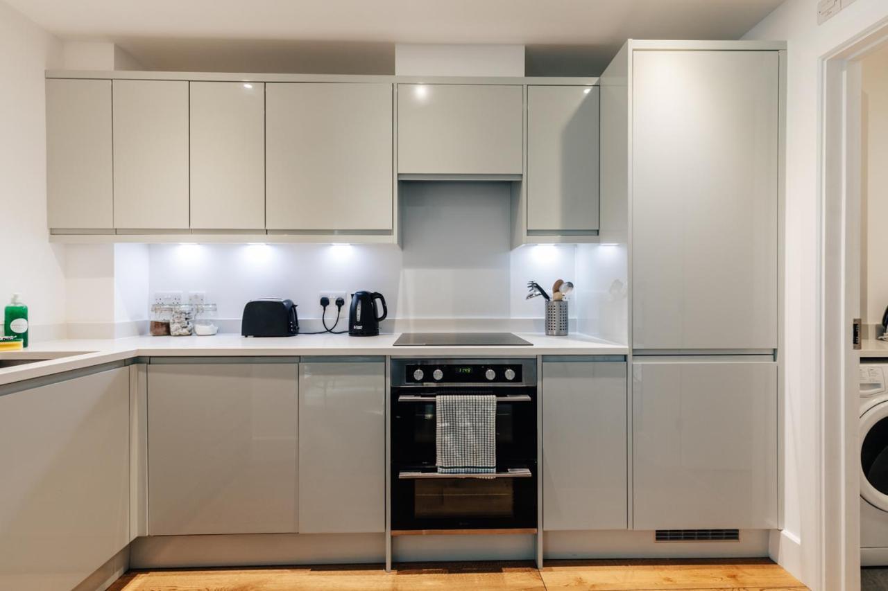 Redland Stay In Bespoke Home 2 Of 2 Бристоль Екстер'єр фото